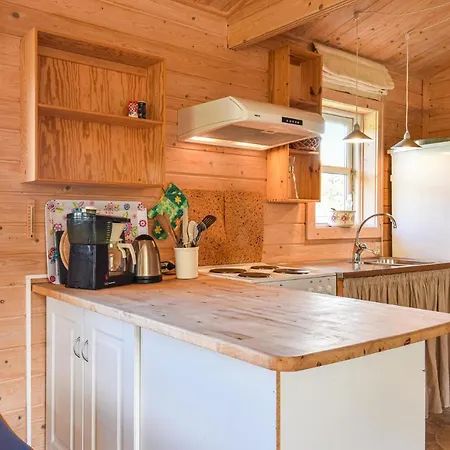 Nice In W/ 1 Bedrooms Ferienhaus *